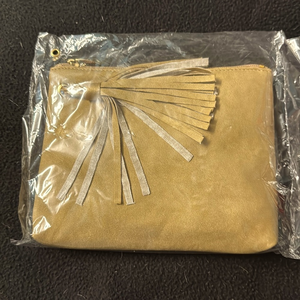 Small bag.New in package. Zip top